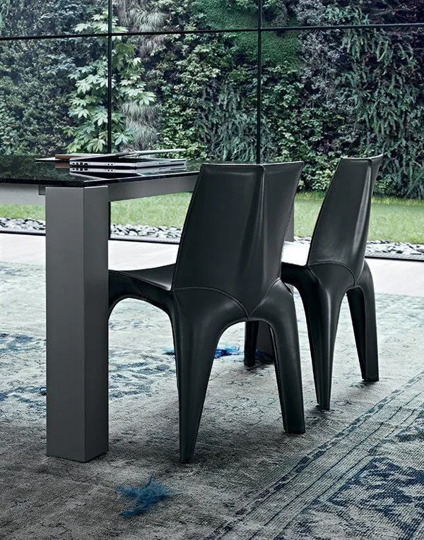 BB - Chair