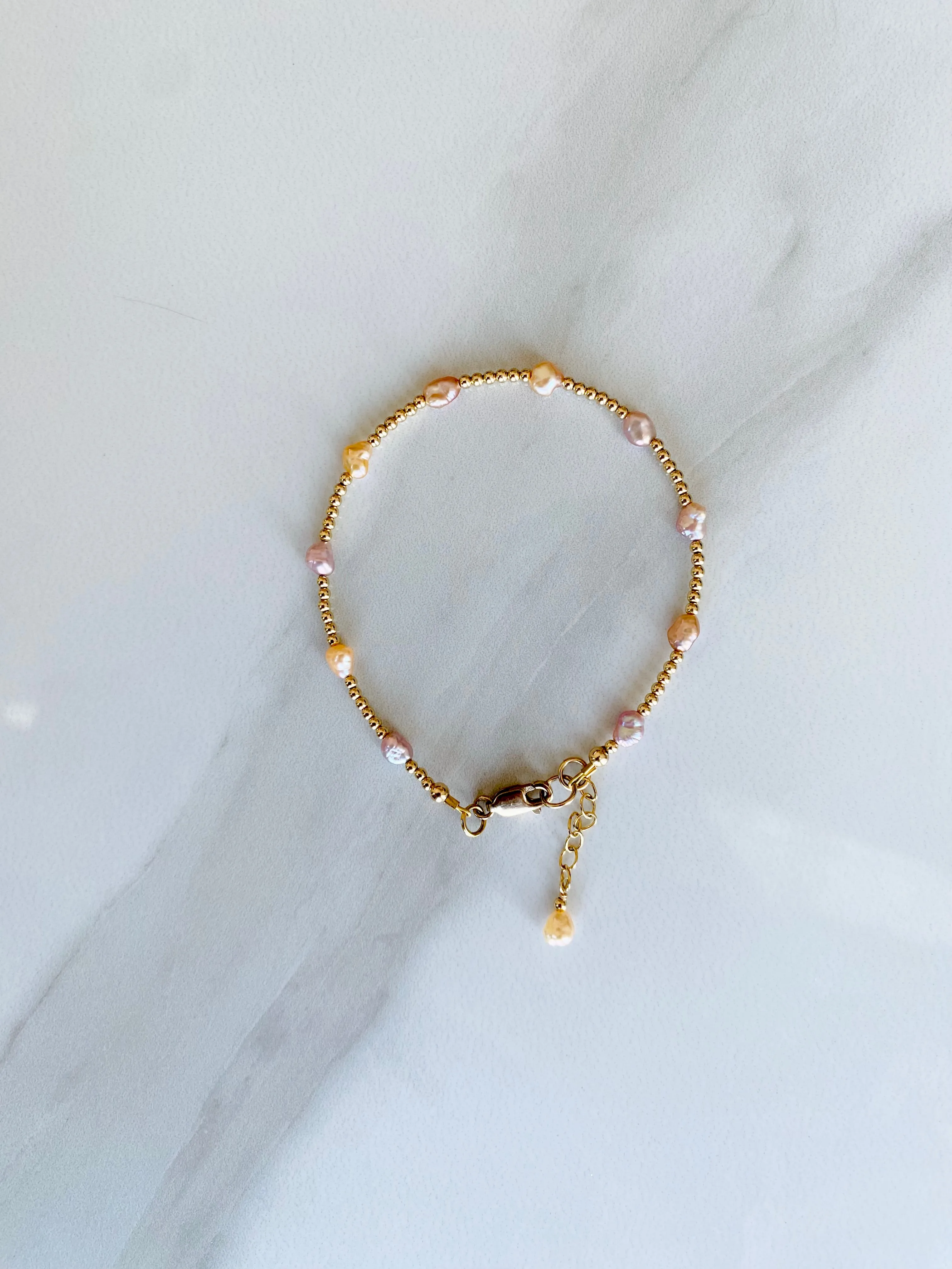 Blush Keshi Pearl and Gold Bracelet