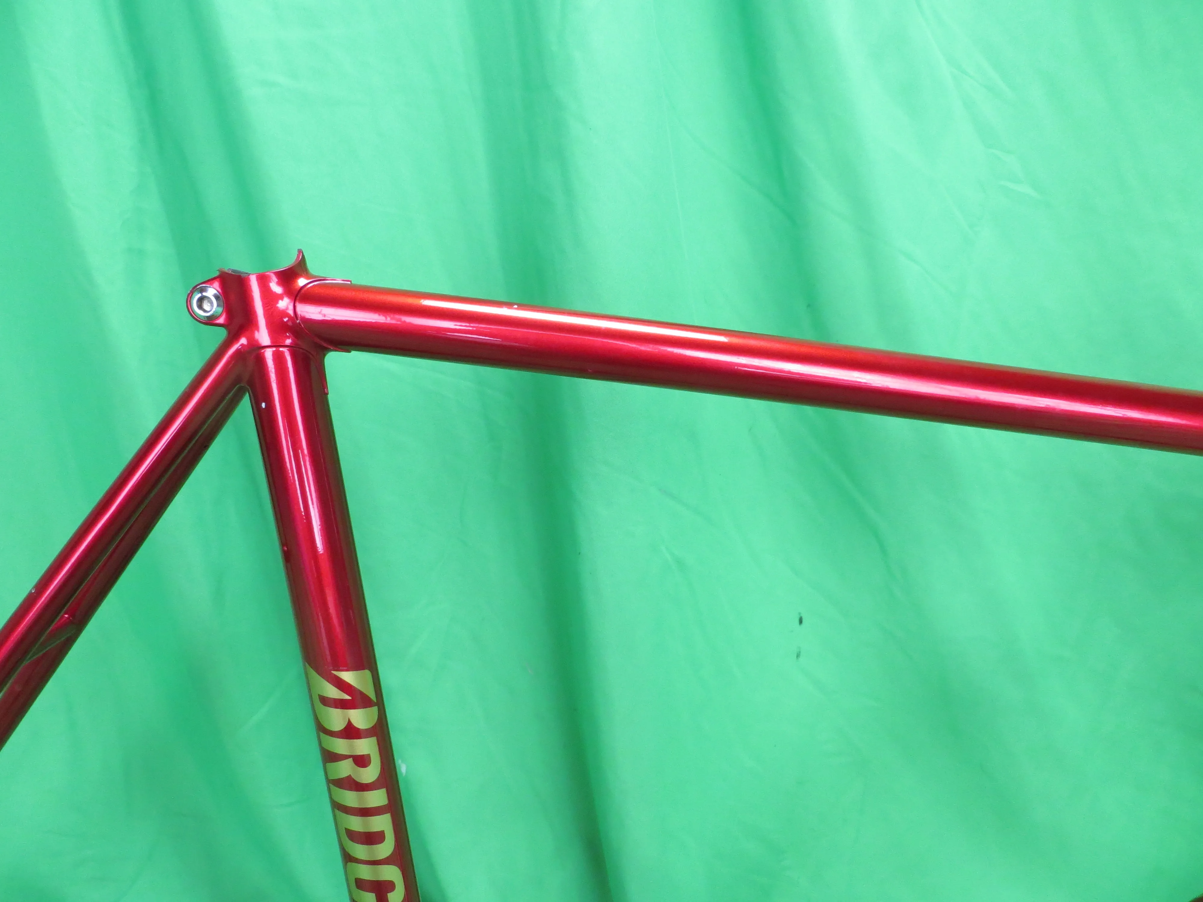 Bridgestone Columbus Max Fork // Candy Red Metallic // 54cm