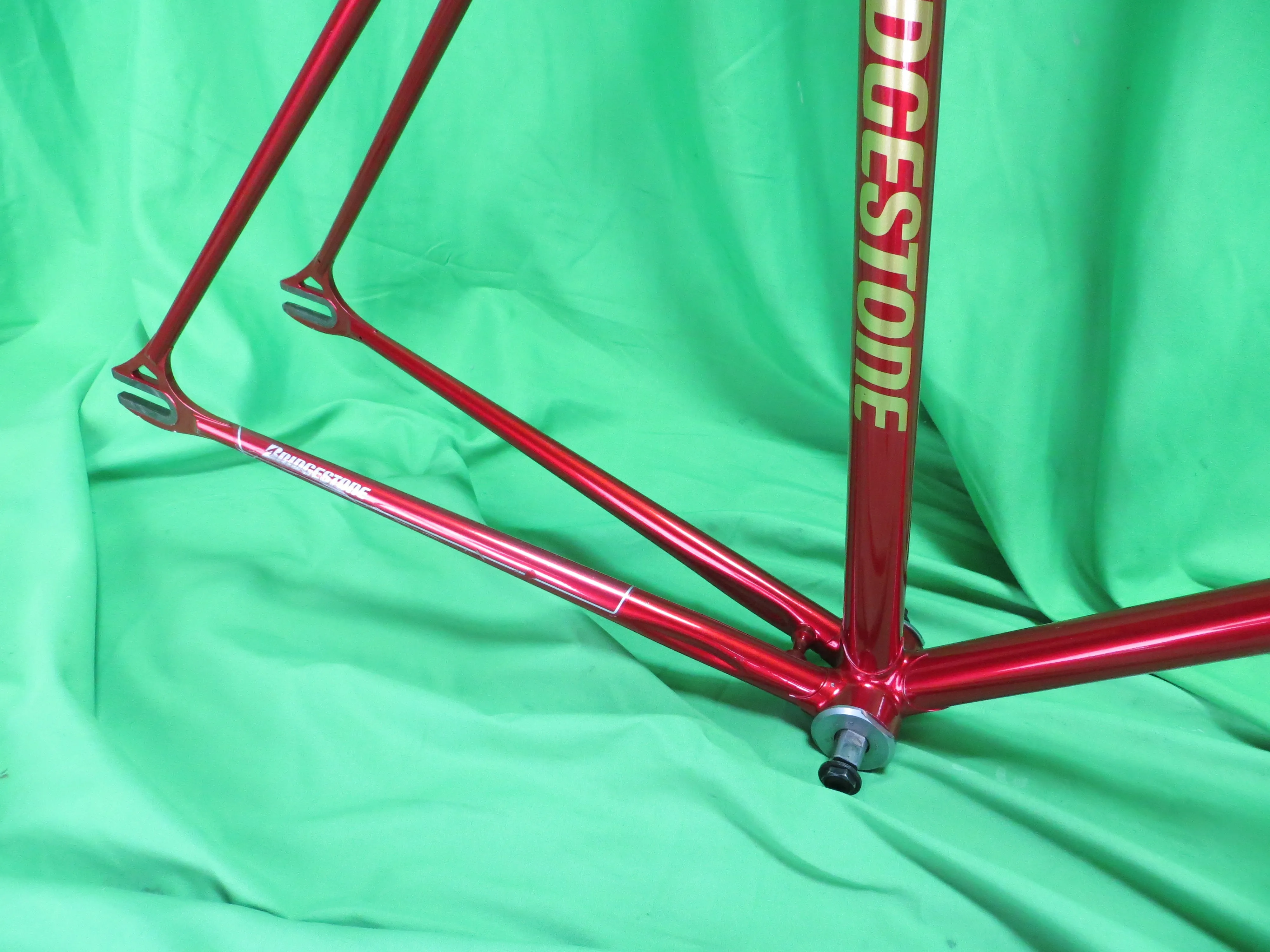 Bridgestone Columbus Max Fork // Candy Red Metallic // 54cm