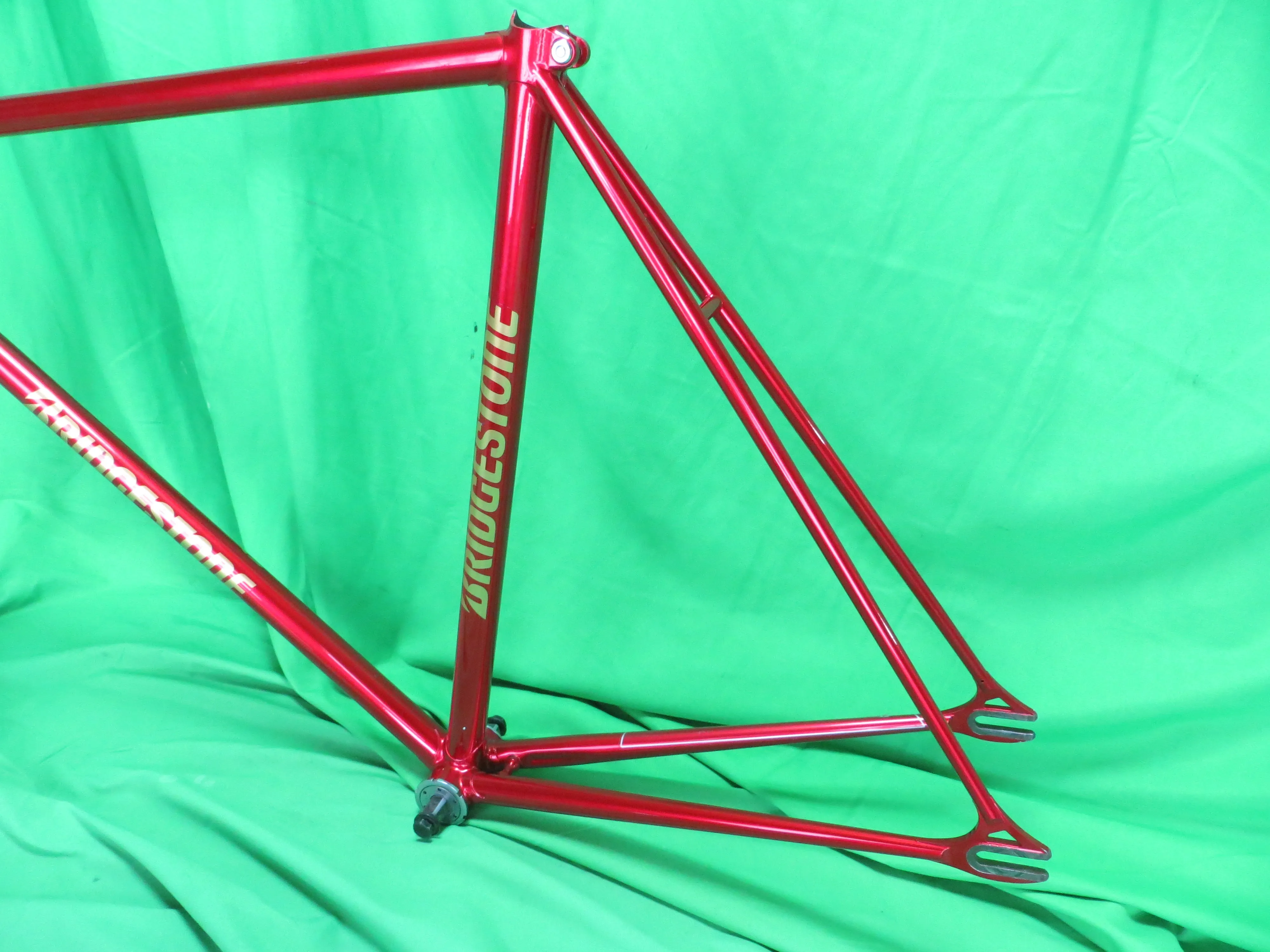 Bridgestone Columbus Max Fork // Candy Red Metallic // 54cm