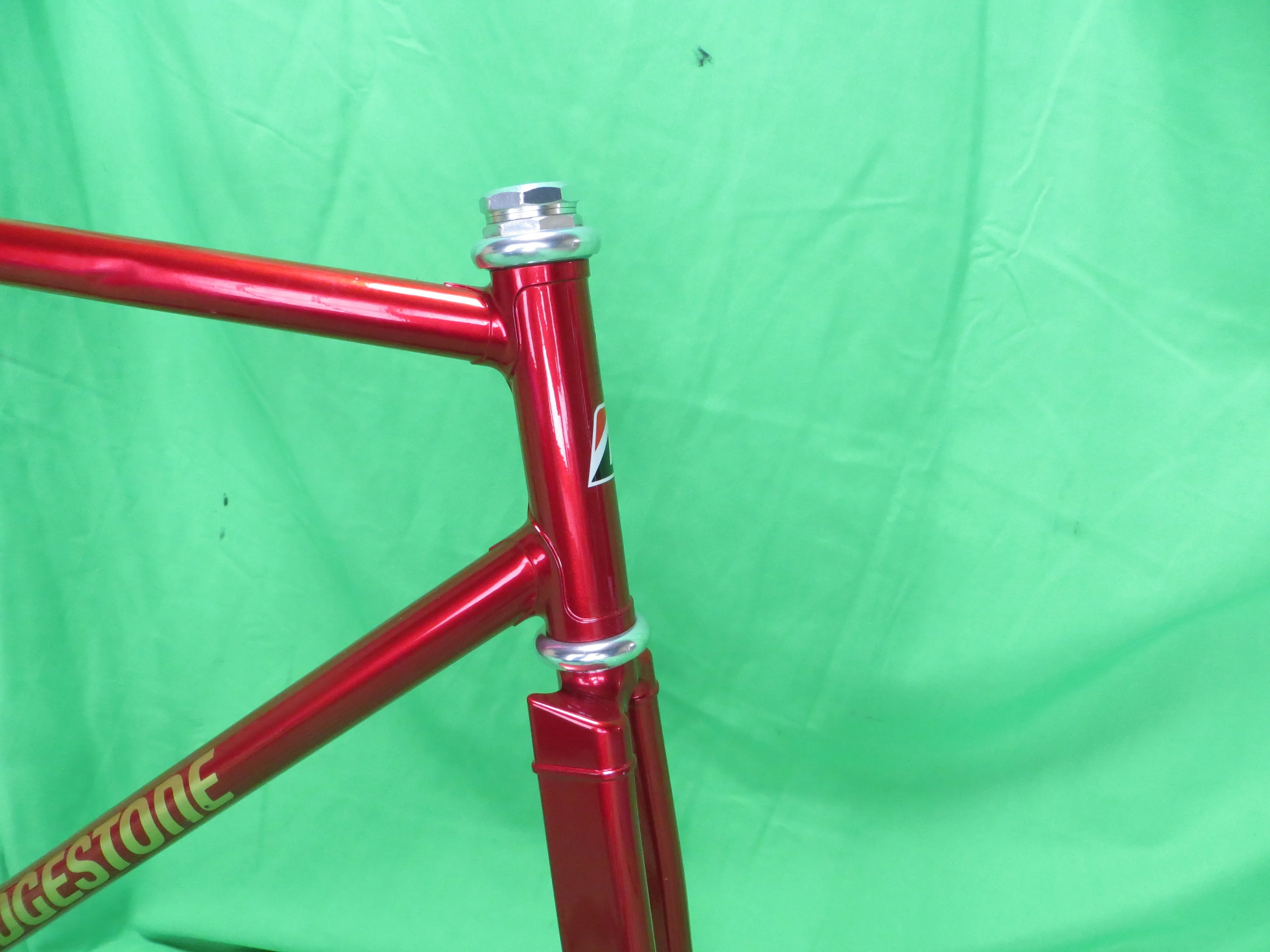 Bridgestone Columbus Max Fork // Candy Red Metallic // 54cm