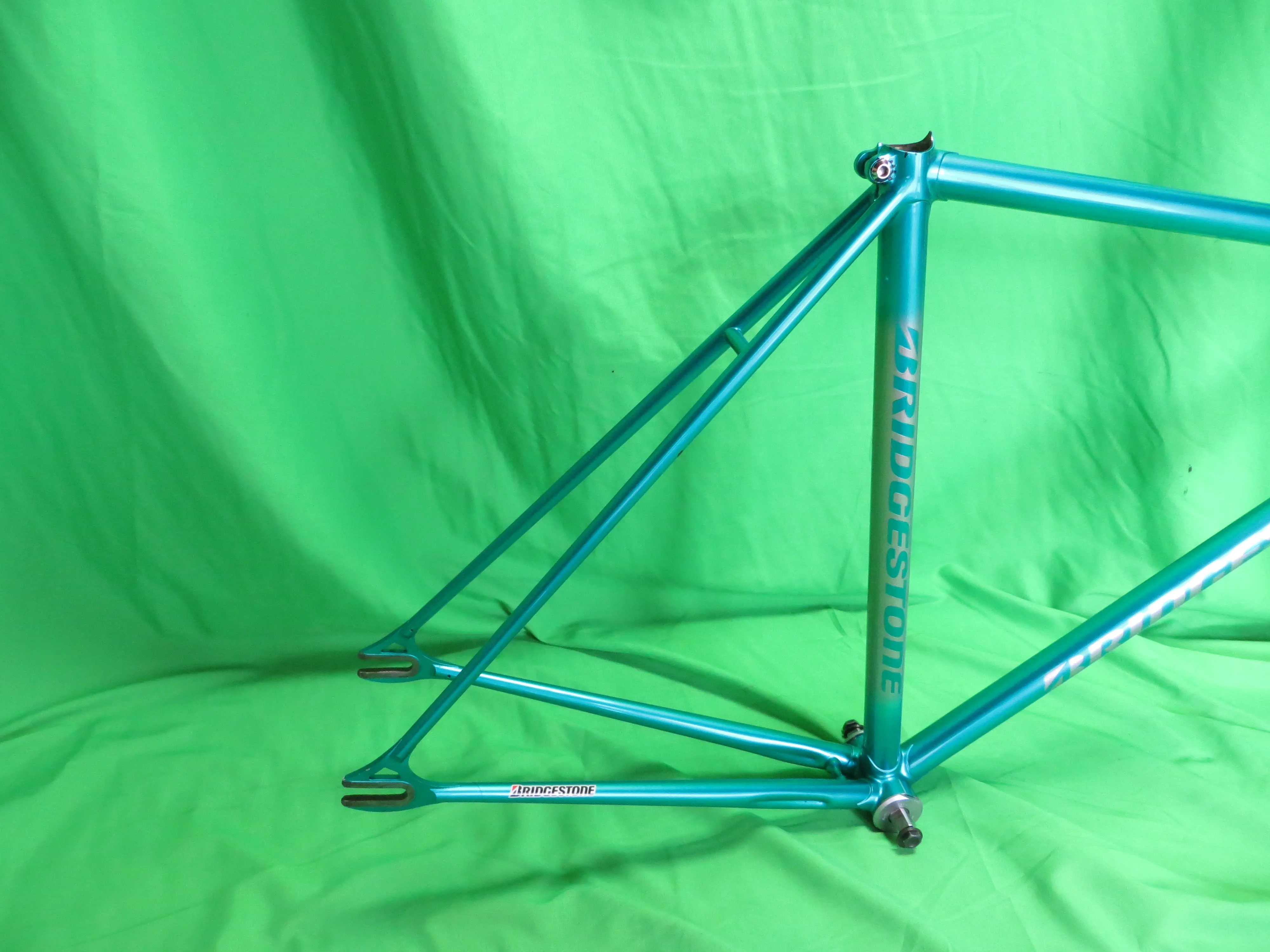 Bridgestone Columbus Max Fork // Light Blue Metallic / Silver Fade // 50.5cm