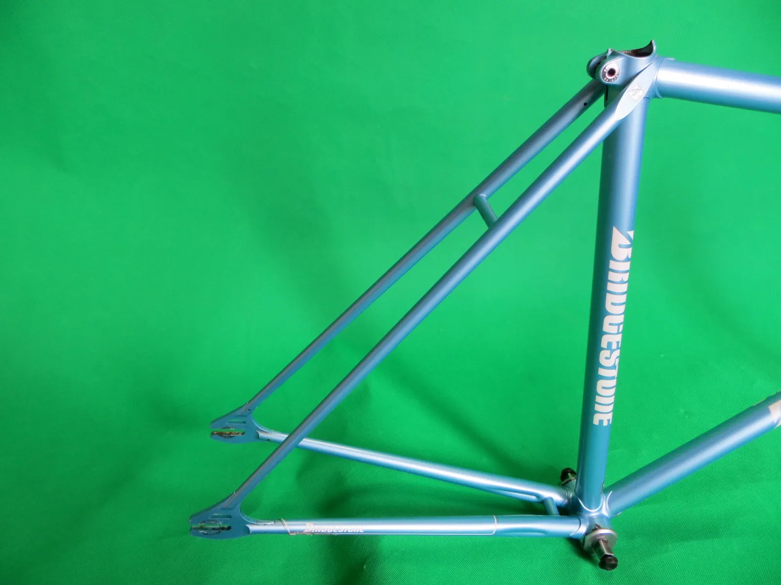 Bridgestone // Light Blue Metallic // 50cm