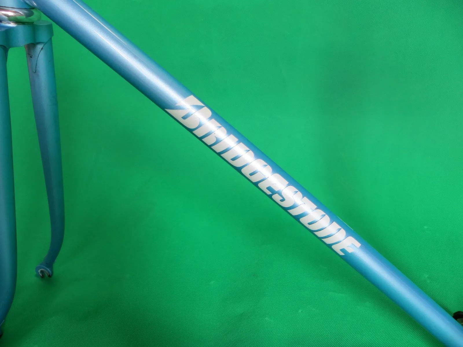 Bridgestone // Light Blue Metallic // 50cm