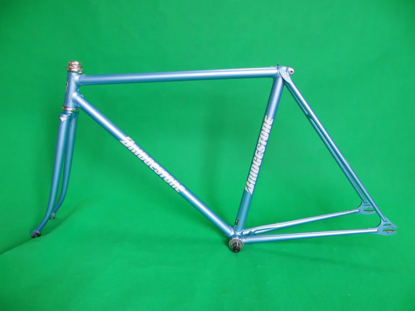 Bridgestone // Light Blue Metallic // 50cm