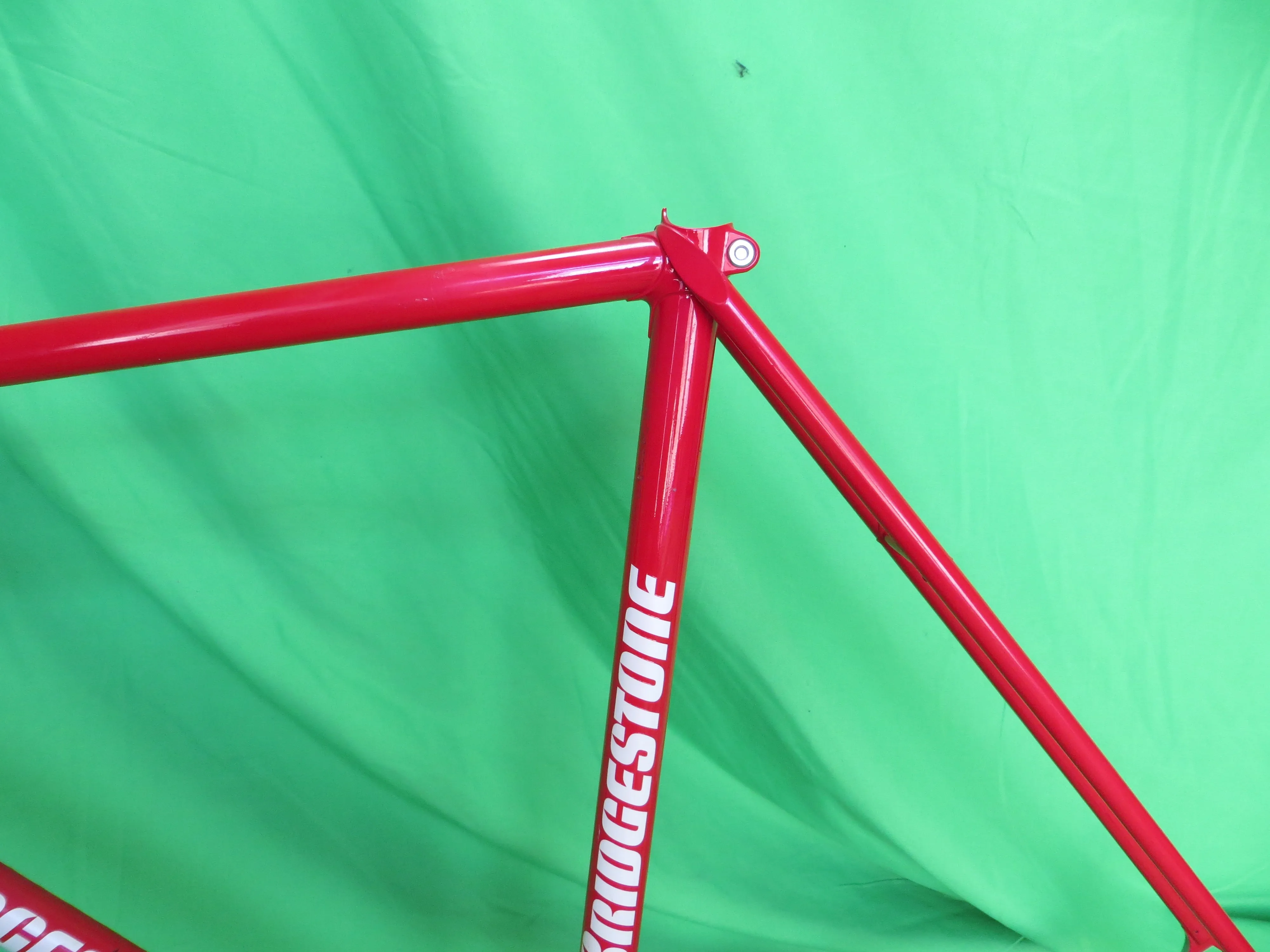 Bridgestone // Red // 53.5cm