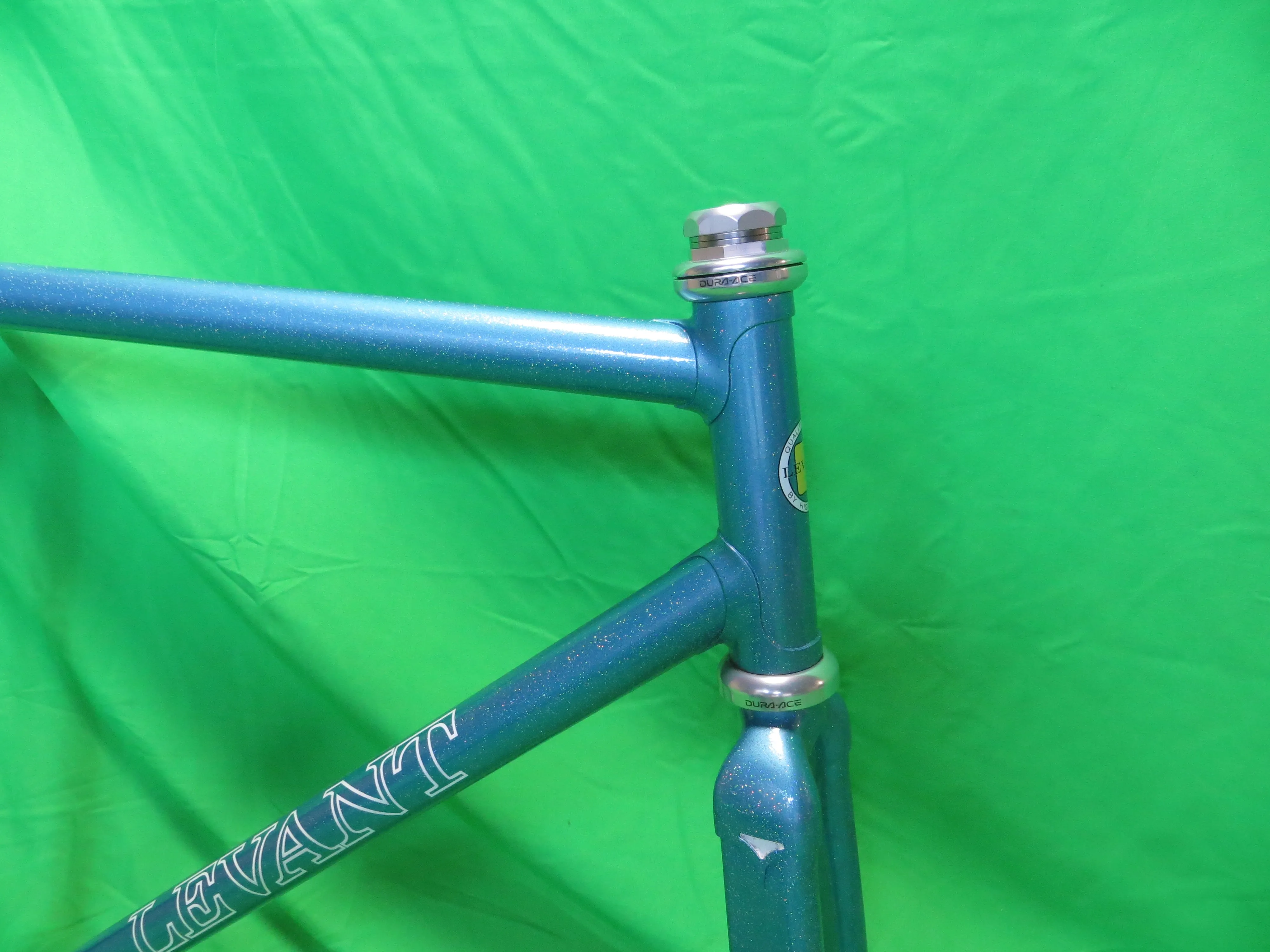 LEVANT Columbus Max Fork // Light Blue with Rainbow Flake // 52cm