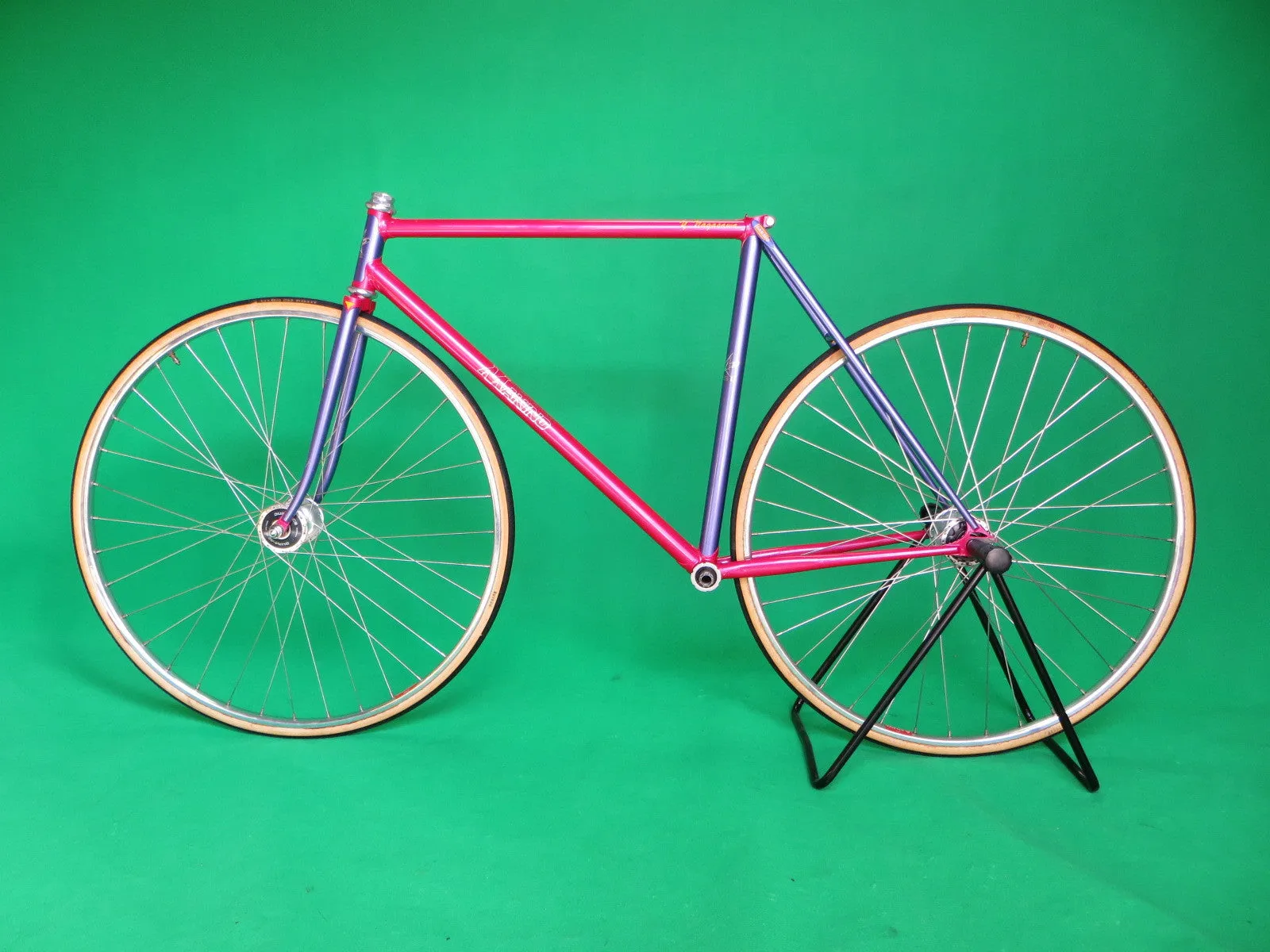 MAKINO // Pinkish-Red   Purple Two Tone 2009 // 51.5cm