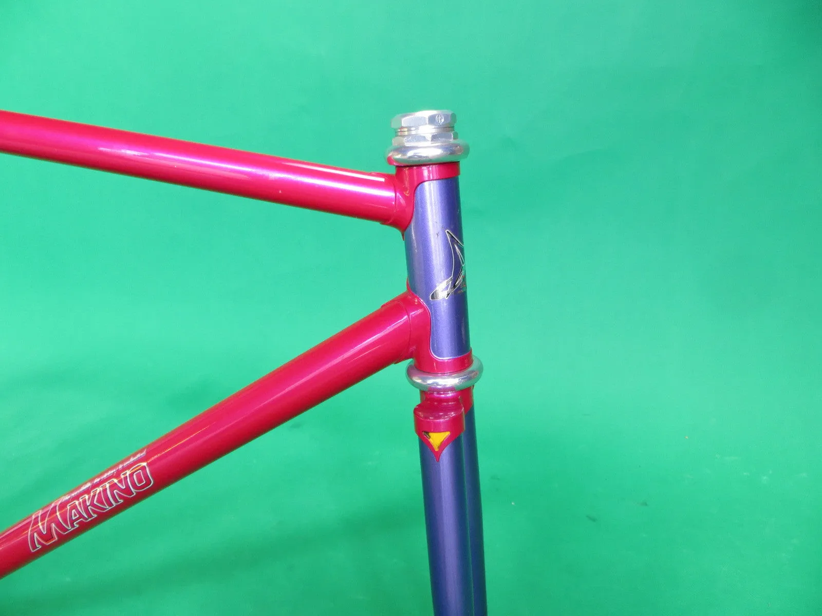 MAKINO // Pinkish-Red   Purple Two Tone 2009 // 51.5cm
