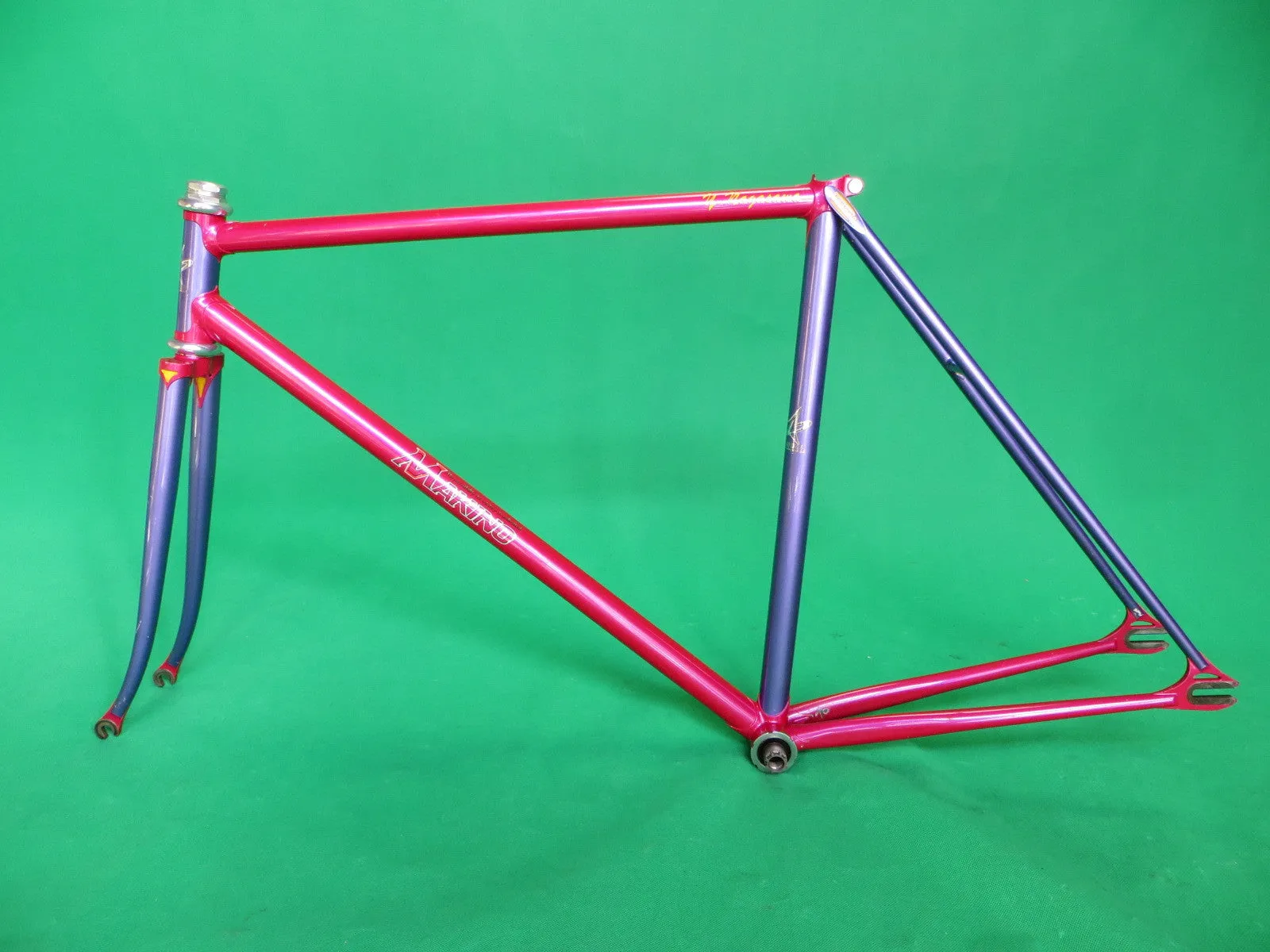 MAKINO // Pinkish-Red   Purple Two Tone 2009 // 51.5cm