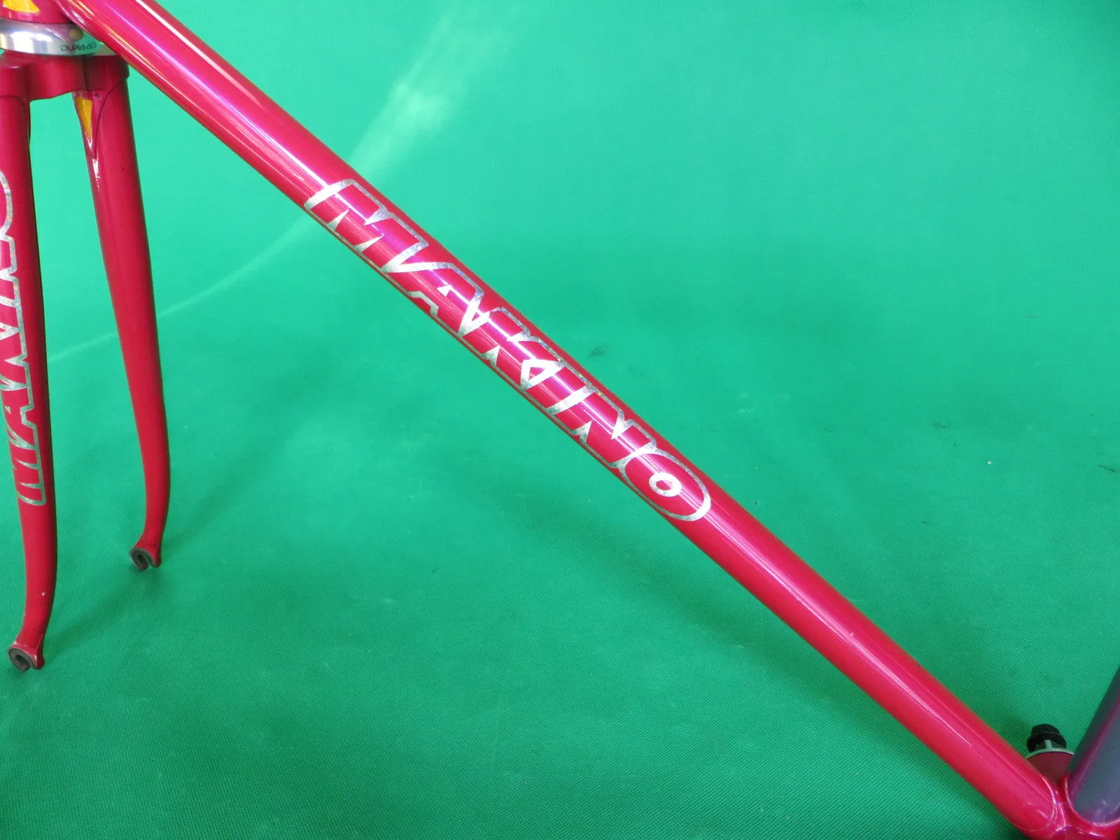 MAKINO // Pinkish-Red   Purple Two Tone 2012 // 51cm
