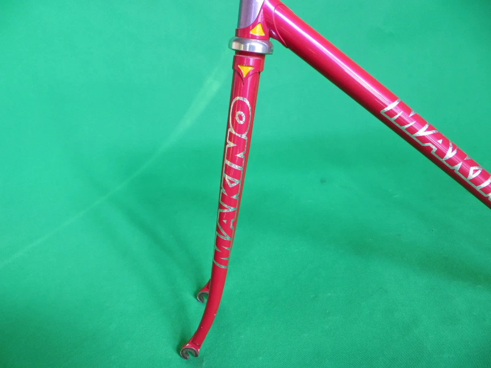 MAKINO // Pinkish-Red   Purple Two Tone 2012 // 51cm