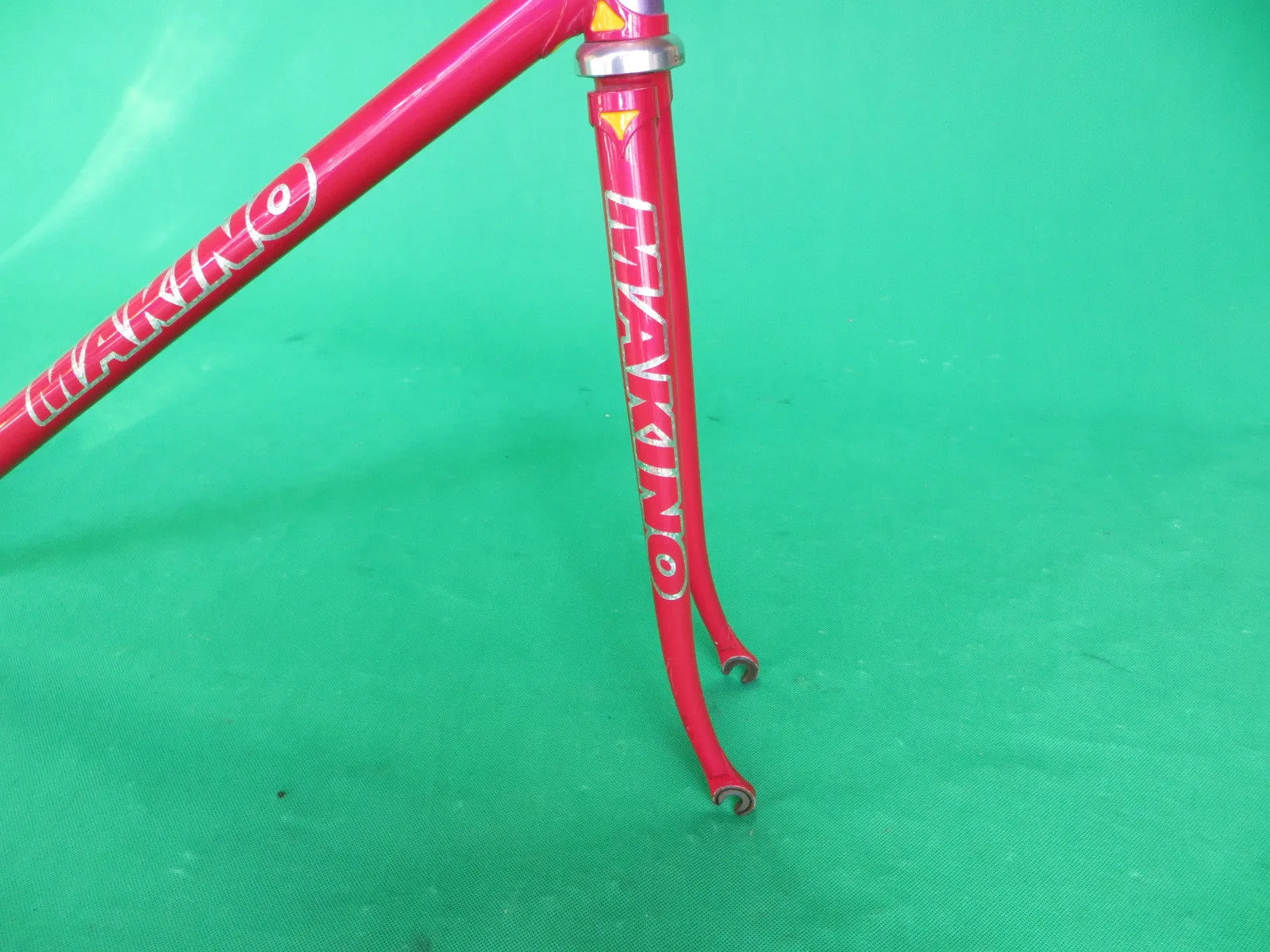 MAKINO // Pinkish-Red   Purple Two Tone 2012 // 51cm
