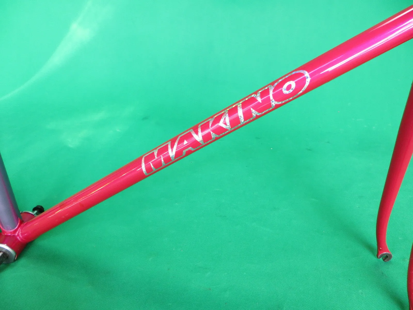MAKINO // Pinkish-Red   Purple Two Tone 2012 // 51cm