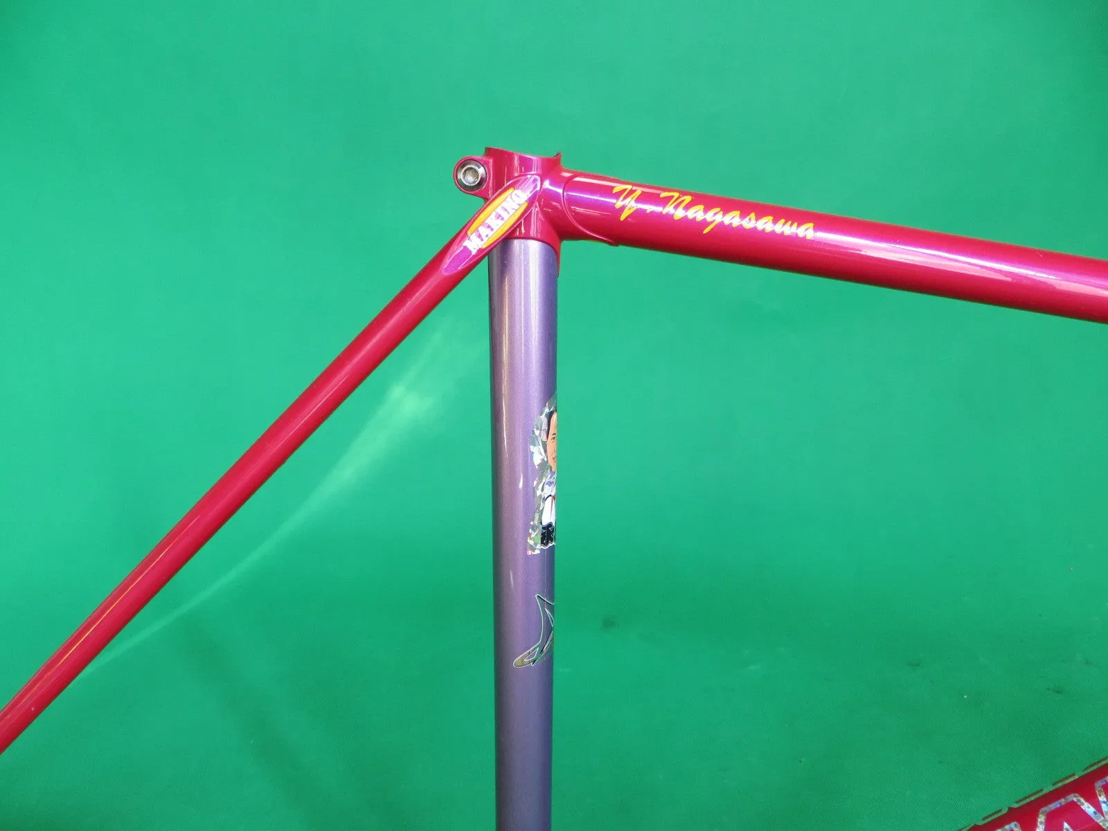 MAKINO // Pinkish-Red   Purple Two Tone 2012 // 51cm